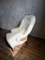 A 19th Century Buttoned Back Bedroom Chair with Turned Legs and Original Castors - Image 7