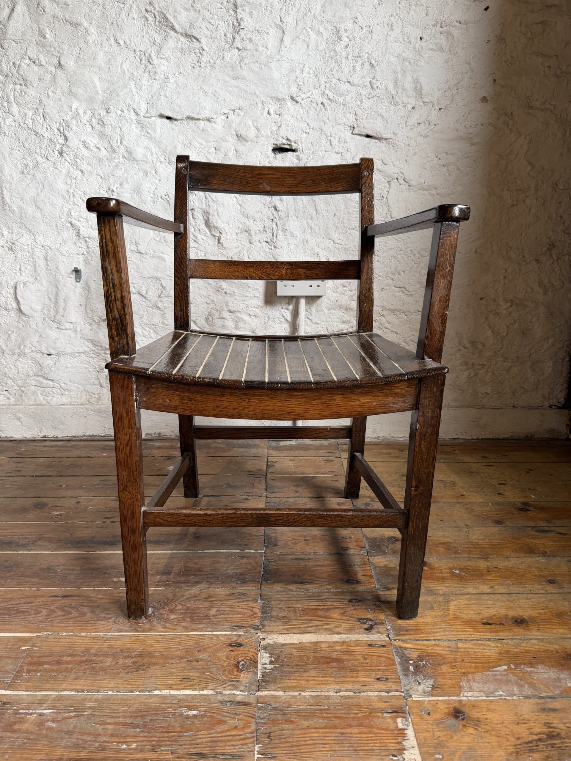 IMG_4032 Oak Chair - Image 1